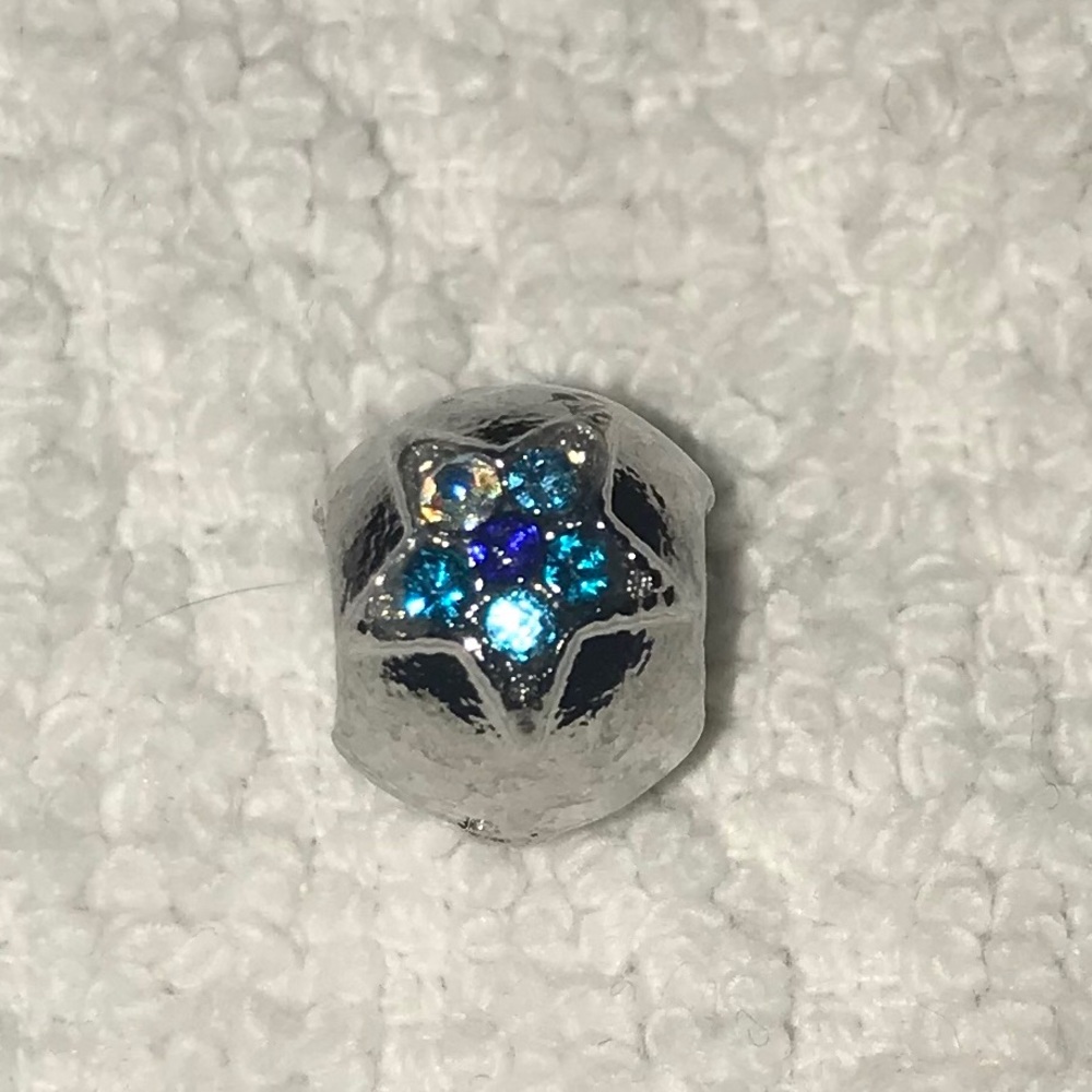 Bracelet or necklace charm